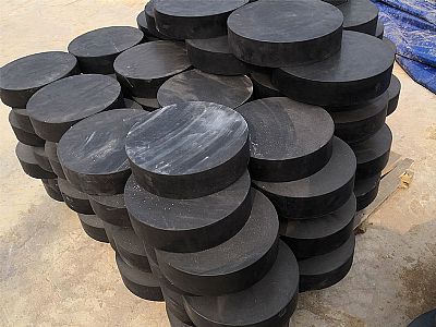 大祥区板式橡胶支座由若干层橡胶片与薄钢板经加压硫化